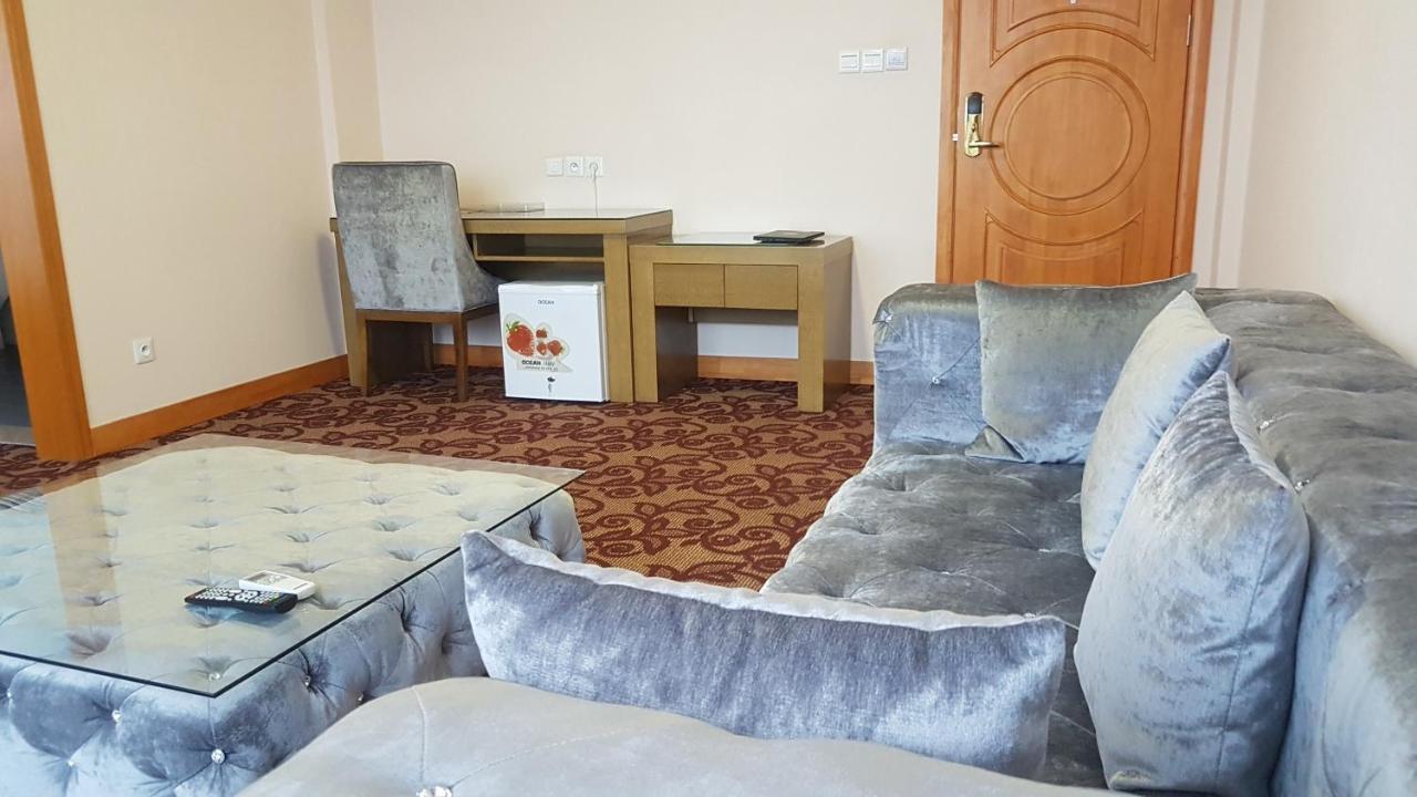 Edmond Hotel Brazzaville Luaran gambar