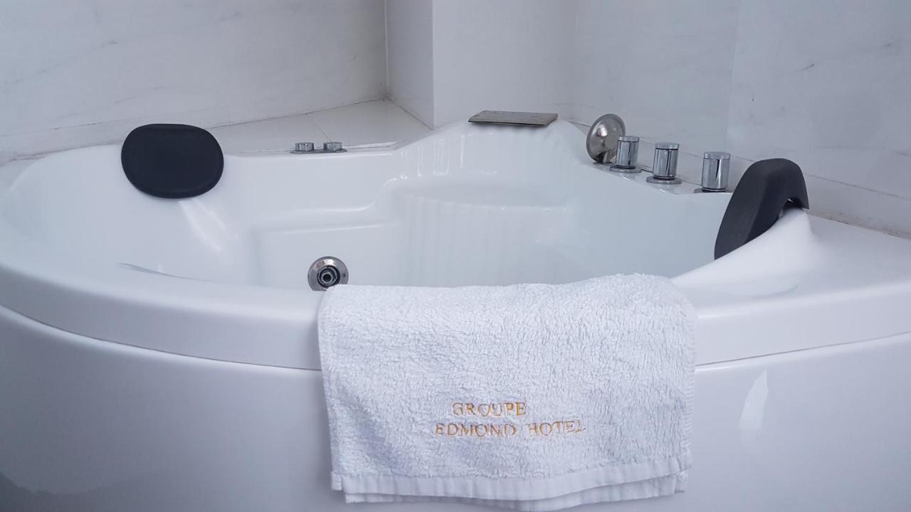 Edmond Hotel Brazzaville Luaran gambar
