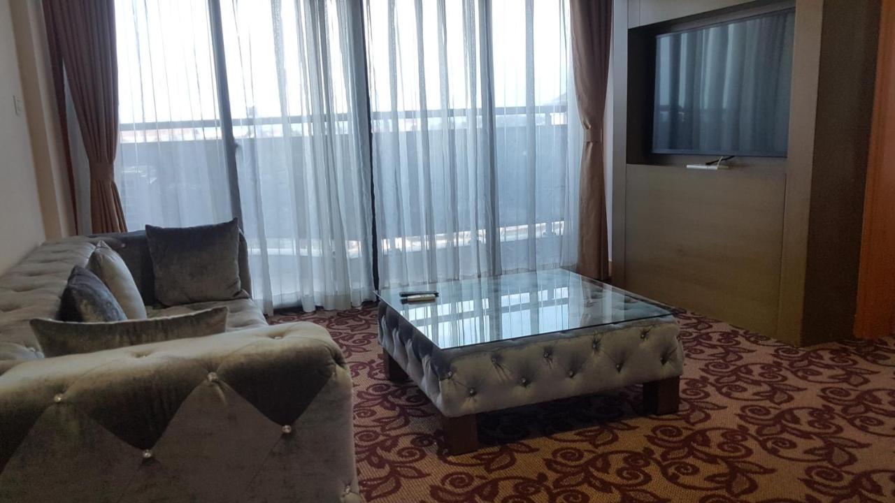 Edmond Hotel Brazzaville Luaran gambar