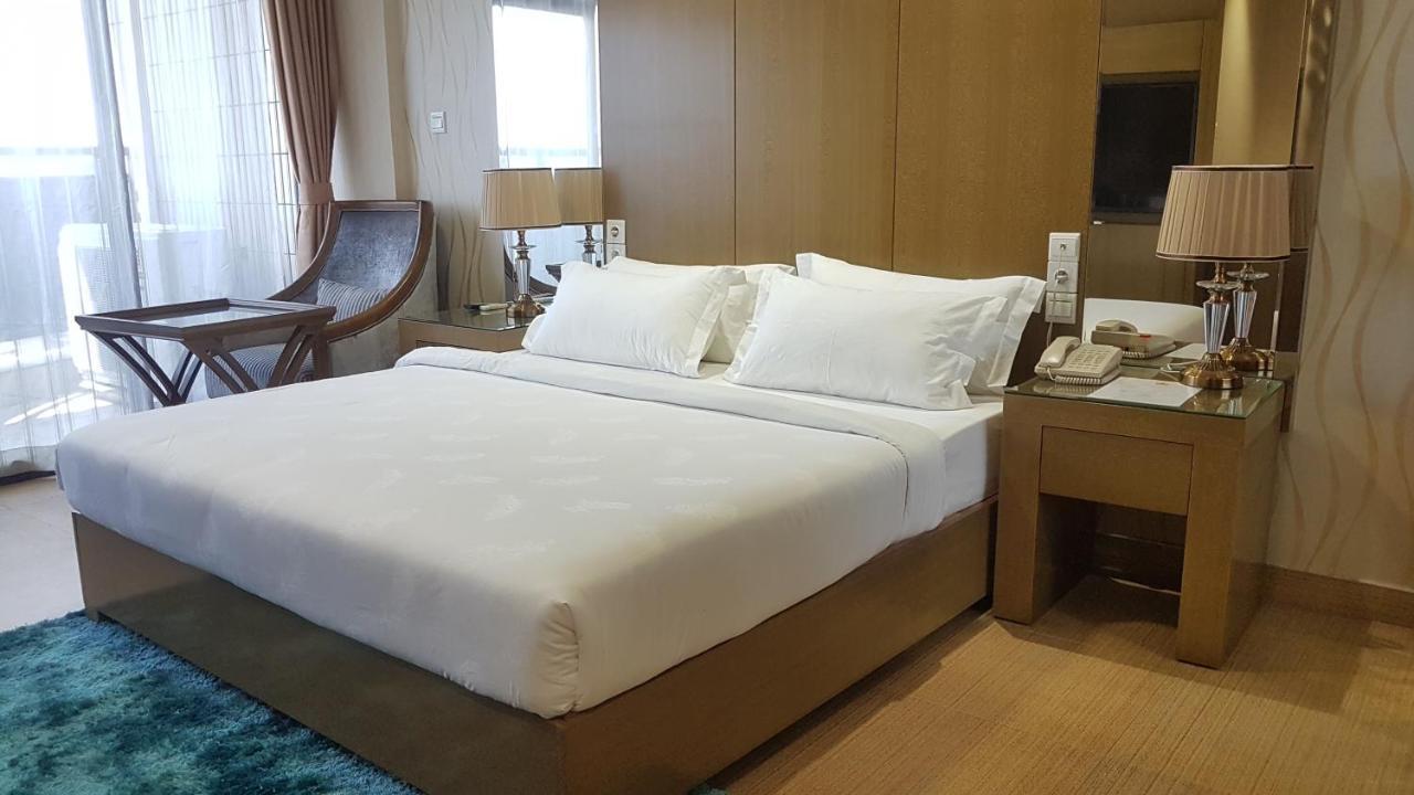 Edmond Hotel Brazzaville Luaran gambar